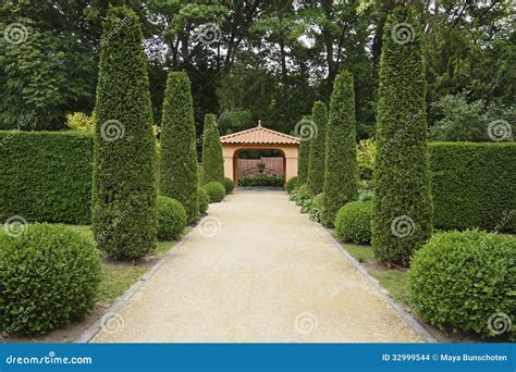 Path In Italian Formal Garden Stock Photo Image Of Plant Parkland