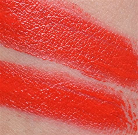 The Practigal Mac Neon Orange Lipstick Review