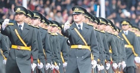 Milli savunma üniversitesi'nin kara, deniz ve hava kuvvetleri komutanlığı bünyelerinde yetiştirilmek üzere yapılan. 2018 MSÜ tercih sonuçları açıklandı mı? 2018 MSÜ tercih ...