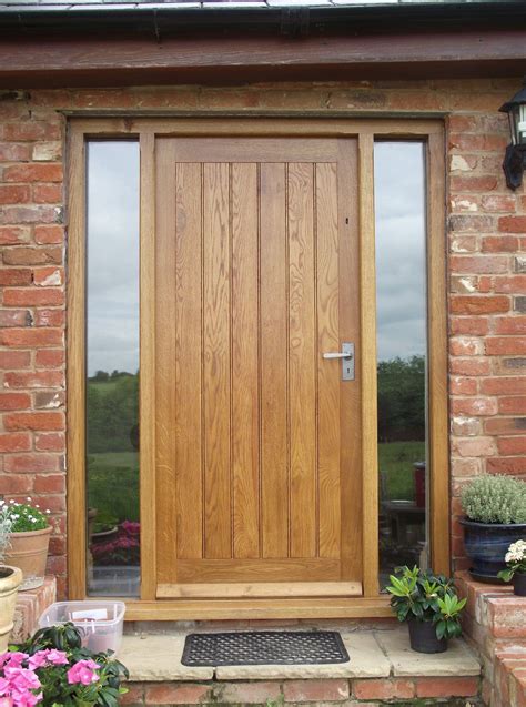 Solid Oak Front Door With Side Light High Quality Made To Measure