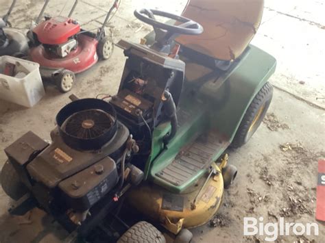 John Deere Lx176 Lawn Mower For Parts Bigiron Auctions