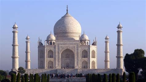 Uttar Pradesh Govt To Help Built Mini Taj Mahal