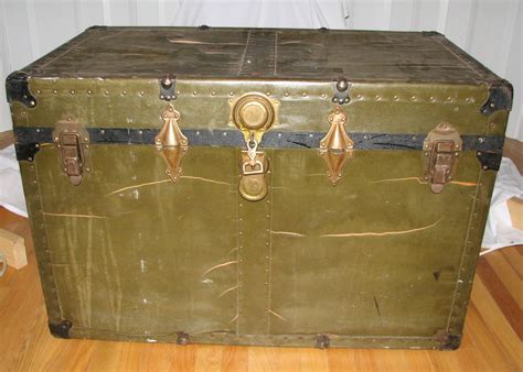 Large Green Trunk Very Rustic Trunk ~ Vintage Trunk Steamer Trunk