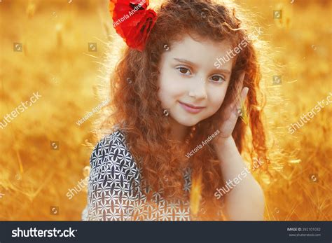 Beautiful Smiling Little Girl Curly Hair Stock Photo 292101032