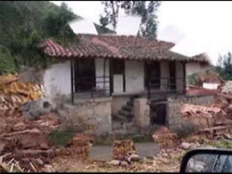 Sus antecedentes se remontan a fines de los años veinte del siglo pasado, cuando el primer equipo de fútbol americano estudiantil de la unam (osos unam, posteriormente pumas unam) participó en los campeonatos nacionales amateur de liga. MI CASA DE TEJA - LOS PUMAS DEL NORTE.mpg - YouTube