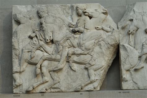 · friso del partenón (es); File:Parthenon frieze north XXXVII.JPG - Wikimedia Commons