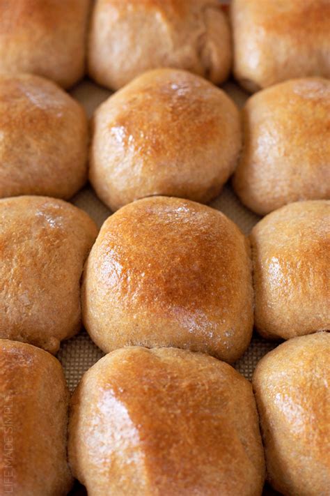 Whole Wheat Dinner Rolls Light And Fluffy Life Made Simple