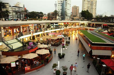 Proyecto Centro Comercial Larcomar Lima PerÚ