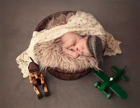 Deluxe Newborn Baby Shoot Baby Munchkins Photography