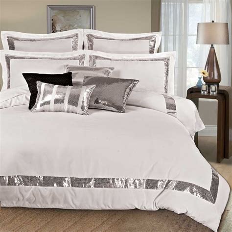 Browse our range of bedding products here. Sequins Queen / King size Duvet / Quilt Cover Set 3pcs Bed ...