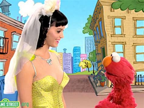 Katy Perry Troppo Sexy Per Elmo Ilgiornaleit