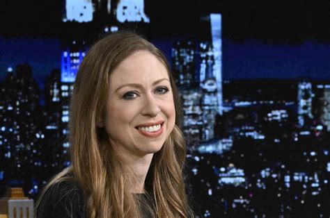 Chelsea Clinton Wows In Accordion Skirt Pumps For Jimmy Fallon