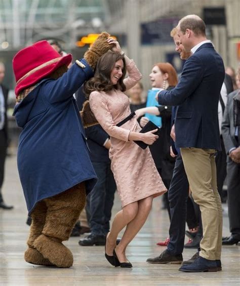 Literally Just 12 Photos Of Kate Middleton Dancing With Paddington Bear Kate Middleton Prince