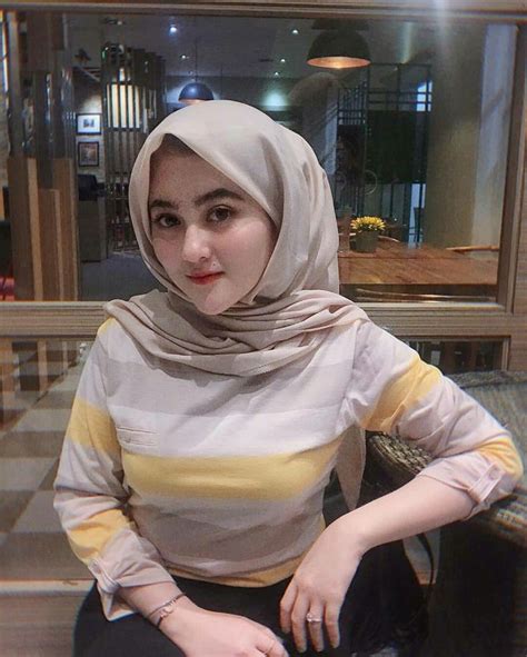 Pin Oleh Epay Yankovic Di Cuties Jilbab Cantik Wanita Cantik