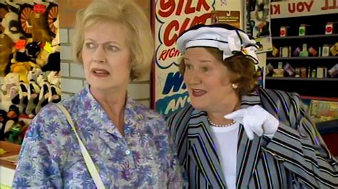 Bbc Iplayer Keeping Up Appearances Series 5 Episode 1