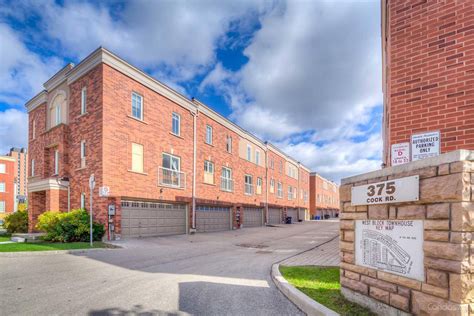 375 Cook Road Townhomes 375 Cook Rd Apartments For Rent North York