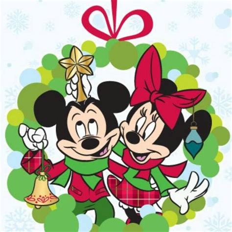 Mickey And Minnie In Christmas Wreath Minnie Mouse Pictures Mickey