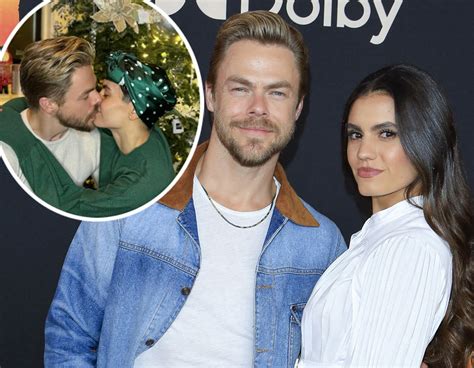 Derek Hough Wife Hayley Erbert Spend Christmas Together After Her