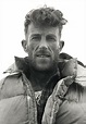 Sir Edmund Hillary, first man on Everest | black & white photography ...
