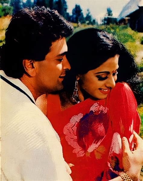 Pin By Timeblossom On Bollywood Flashback Couple Photos Photo Scenes