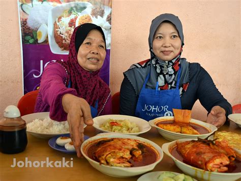 Telah terkenal sebagai tempat kunjungan pelancungan. Asam Pedas Mak Pon in Parit Jawa, Muar, Johor |Johor Kaki ...