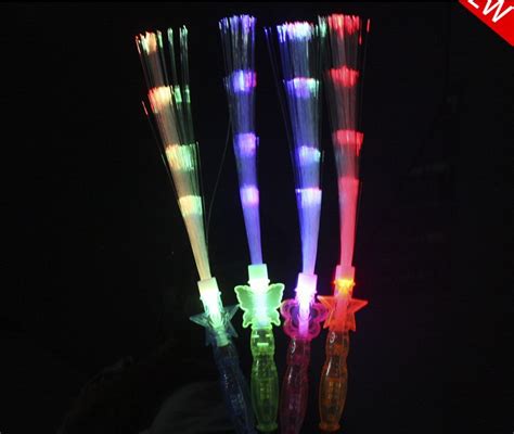 2020 Wholesale Flashing Fiber Optic Wand Light Stick Led