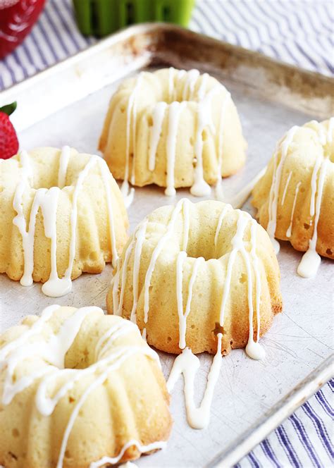 Made with both lemon and basil they are a great taste fusion that i. Lemon Sour Cream Mini Bundt Cakes - Bite-sized bundt cake recipe!