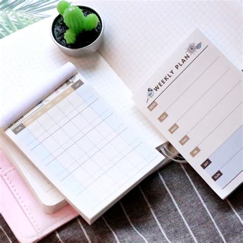 Korean Kawaii Cute Weekly Monthly Plan Time Schedule Checklist Desk