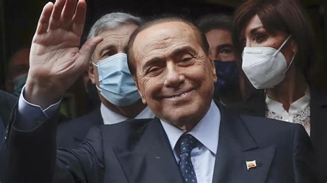 وفاة رئيس الحكومة الإيطالي السابق سيلفيو برلسكوني رؤيا نيوز