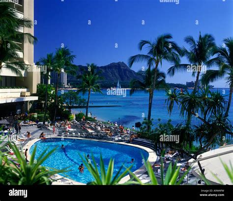Diamond Head From Sheraton Hotel Swiming Pool Waikiki Beach Honolulu
