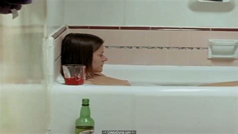 Rachel Sciacca Nude In A Bathtub In Tracing The Edges Celebritydork
