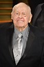 Hollywood legend Mickey Rooney dies | 13wmaz.com