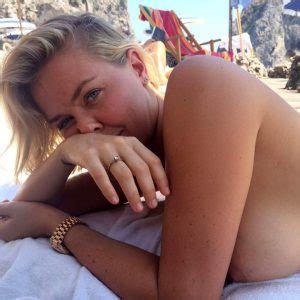 Lara Bingle Nude Topless Leaked Photos Scandal Planet