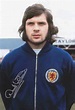 Derek Johnstone of Scotland in 1975. Retro Football, Football Club ...