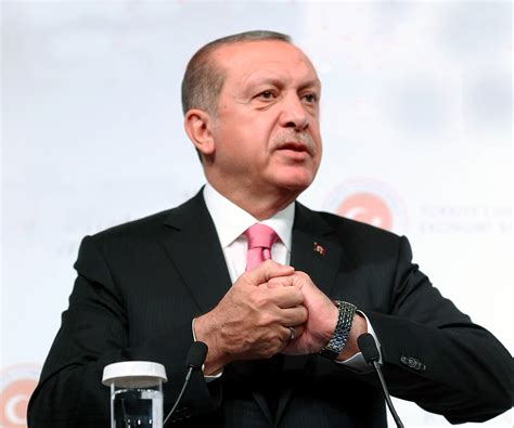 Im jahr 1999 war er für vier monate inhaftiert. Recep Tayyip Erdoğan | | SETA