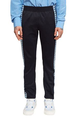 Wales bonner wales bonner palms trackpant 3 taksit imkanıyla güvenilir alışveriş yapın. Opening Ceremony Palms Stripe Track Pant In Cv01-black ...