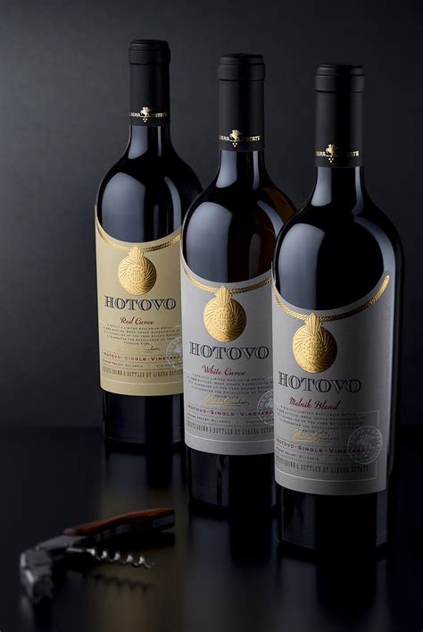 Hotovo Premium Wine Brand Sauvignon Blanc Cabernet Sauvignon Riesling