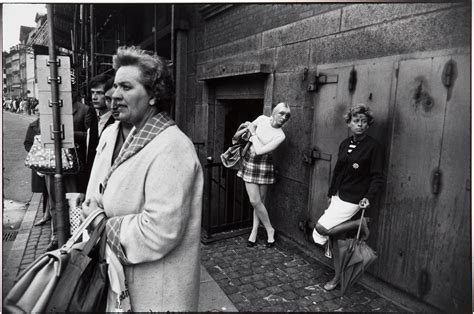 Garry Winogrand 19281984 London From Women Are Beautiful 1967