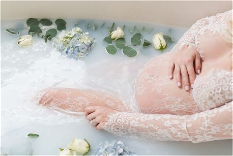 Even colostrum, which is what your newborn baby will drink in the first few hours after birth, is all that is needed to keep your little one hydrated. Milk Bath Photography » Allison Shumate Photography | Milk ...