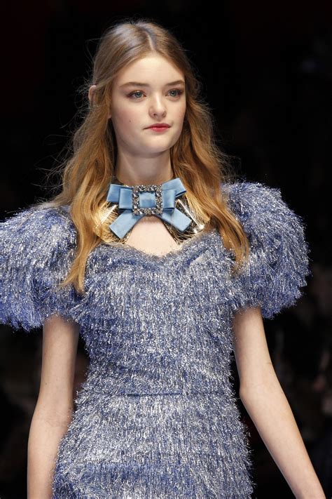 Dolce Gabbana Fall Ready To Wear Fashion Show Details Vogue