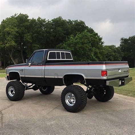 Square Body Chevy K10 Lifted Lifted Chevy Trucks Chevy Trucks Chevy