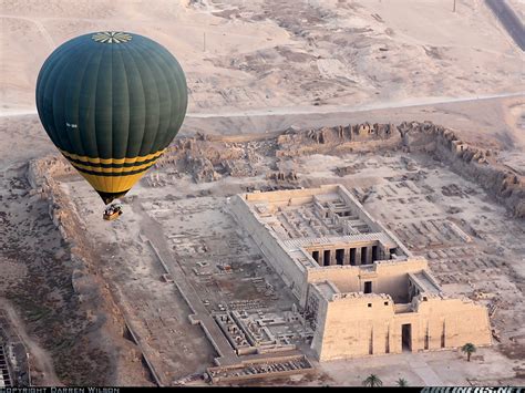 Ruins Egypt Balloon Sky Landscape Wallpapers Hd Desktop And