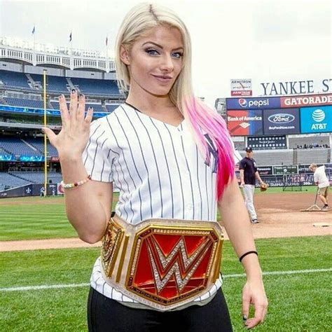 Alexa Bliss As The Current Raw Womens Champion Wwe Female Wrestlers