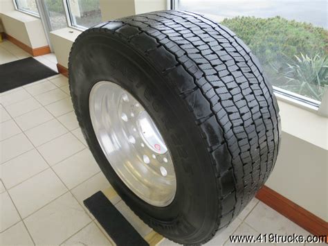 Michelin Xdn2 44550r225 Tire Super Single Aluminum Wheel Rim Semi