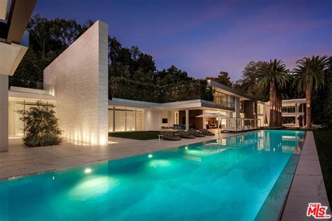 New 28000 Sq Ft Modern Mansion Lists In Bel Air For 65m Photos