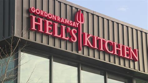 Gordon Ramsay Hells Kitchen Restaurant Opens At Dc Wharf