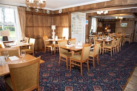 One Night Escape With Dinner At Stallingborough Grange Hotel For Two