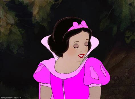 Snow White In Pink Disney Princess Fan Art 32510594 Fanpop