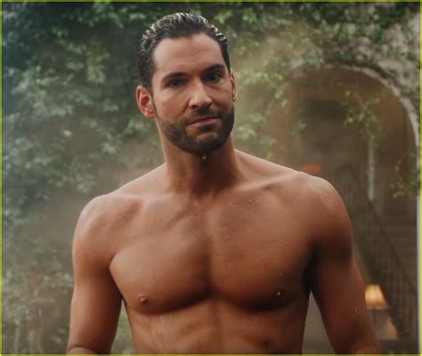 Tom Ellis Bares His Hot Chiseled Abs For Lucifer Date Announcement Video Photo 4270467
