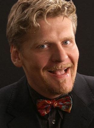 Created by chris van dusen, the series follows two families in the world of regency london high society. Sergey Kalantay - SensaCine.com